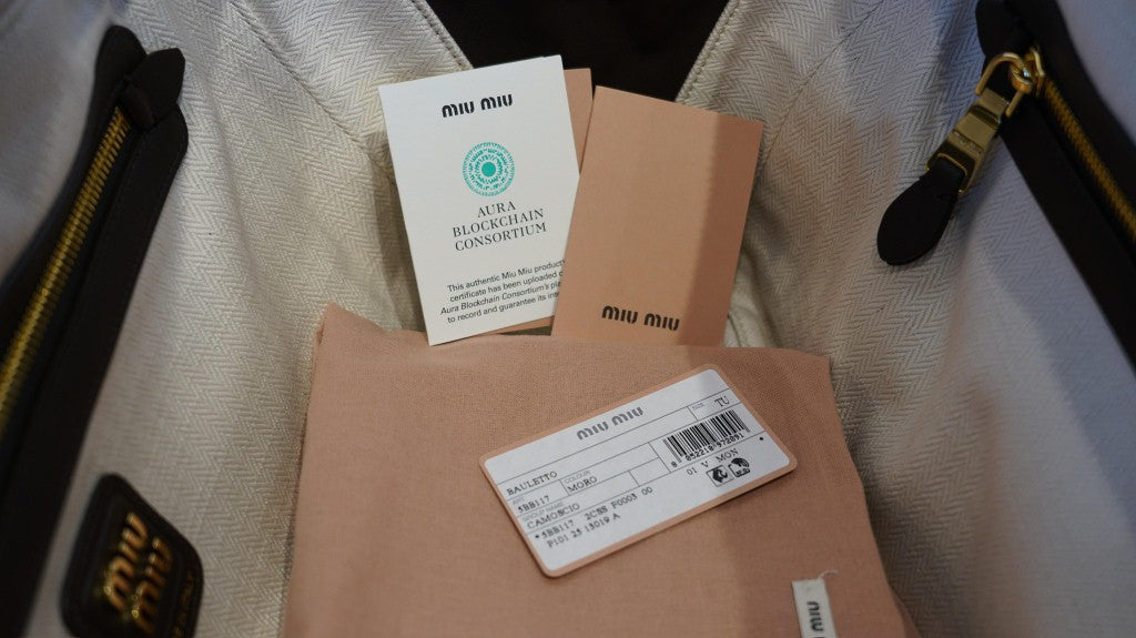 BORSA BEAU MIU MIU IN SUEDE MARRONE