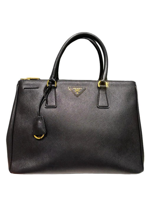 GALLERIA LARGE PRADA