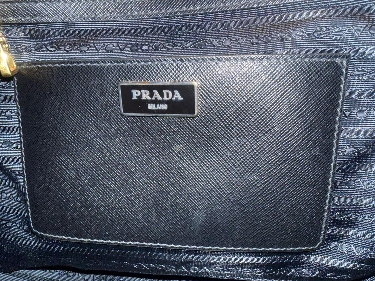 GALLERIA LARGE PRADA