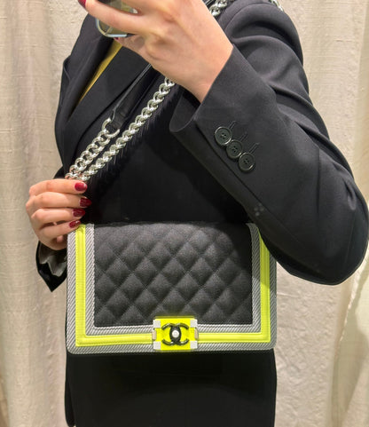 BORSA LIMITED EDITION BOY CHANEL
