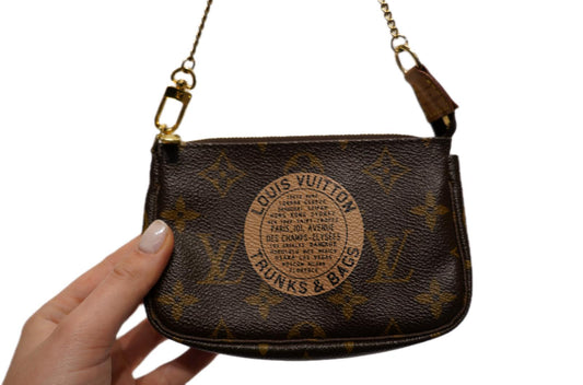 MINI POCHETTE limited edition LV