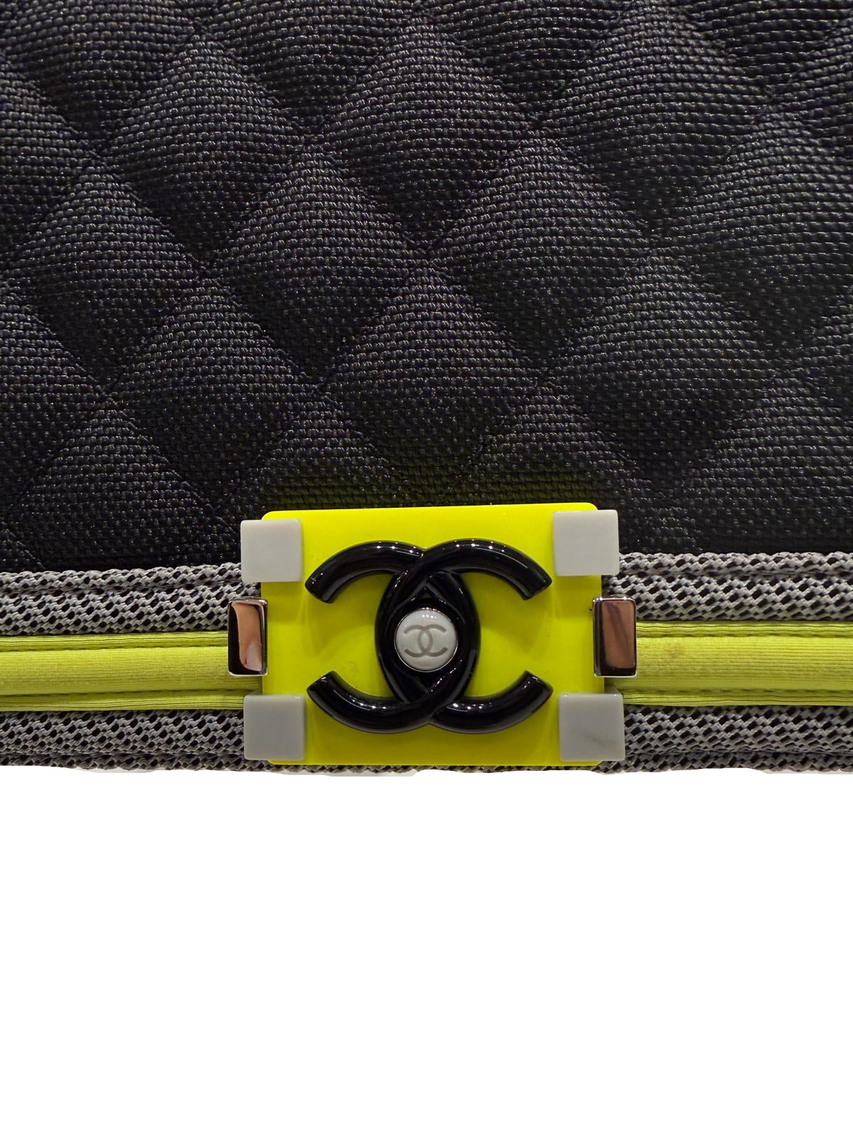 BORSA LIMITED EDITION BOY CHANEL