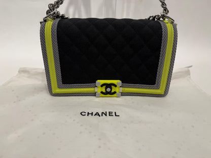 BORSA LIMITED EDITION BOY CHANEL