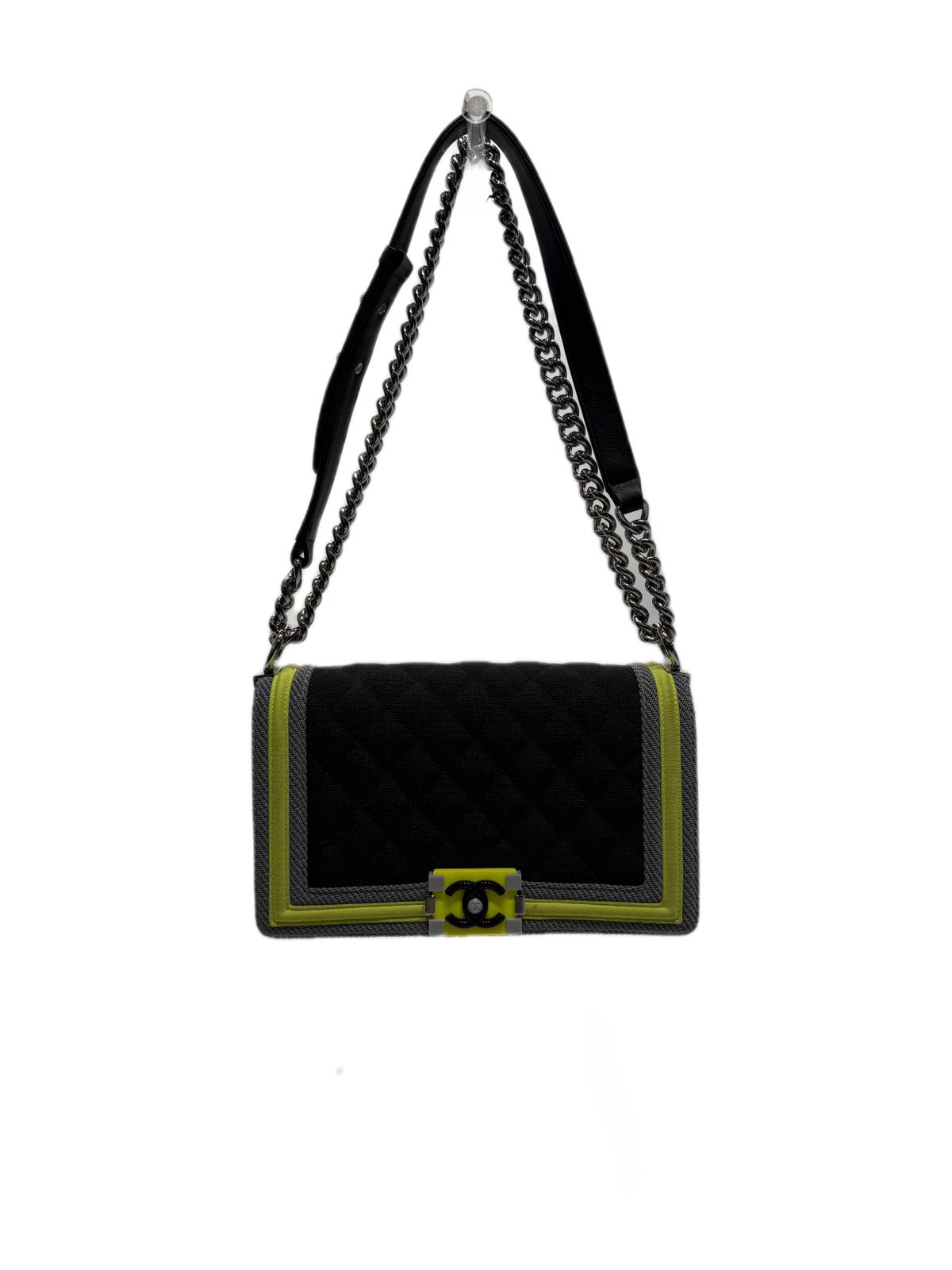 BORSA LIMITED EDITION BOY CHANEL