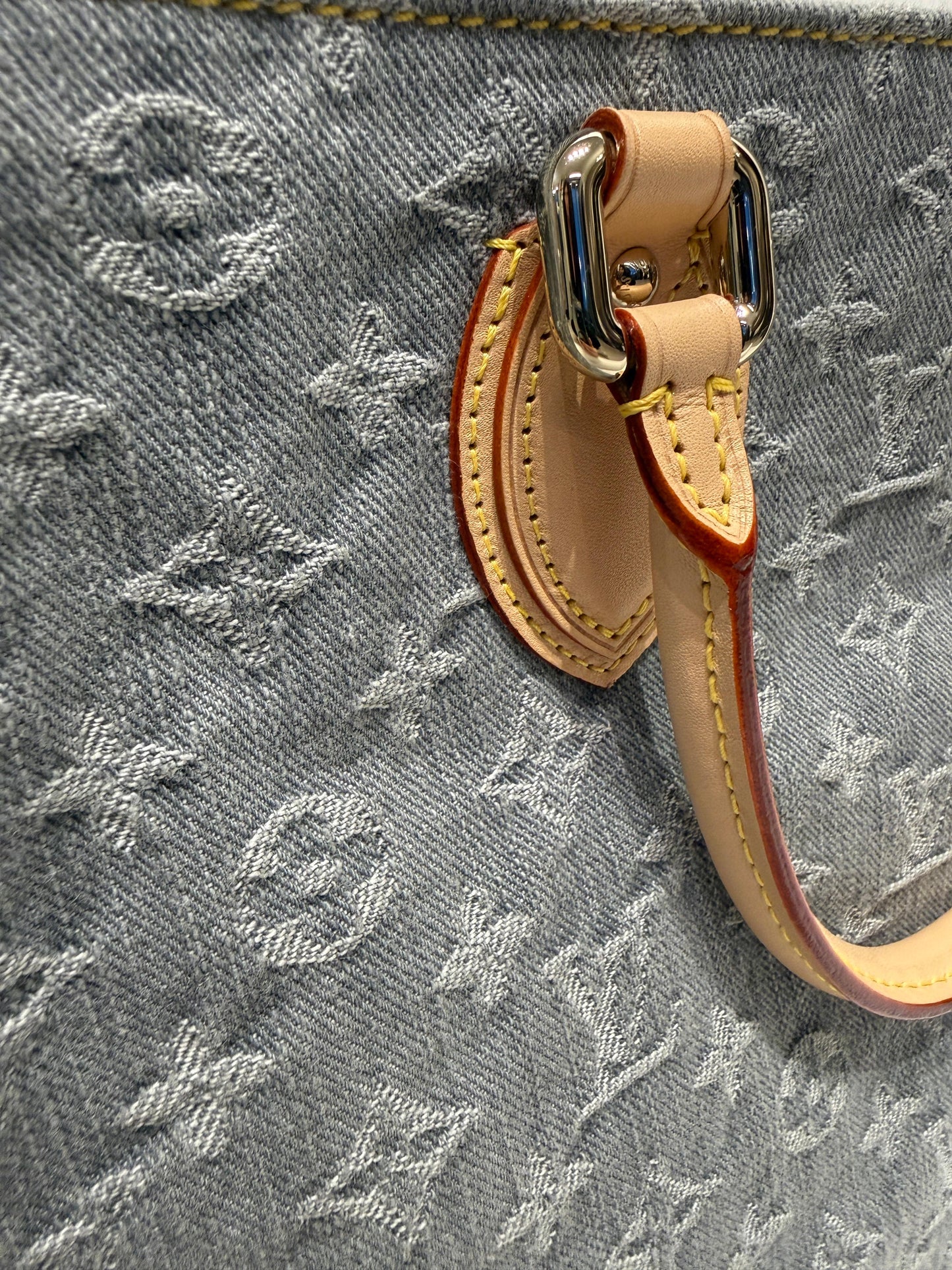 ONTheGo MM DENIM LOUIS VUITTON