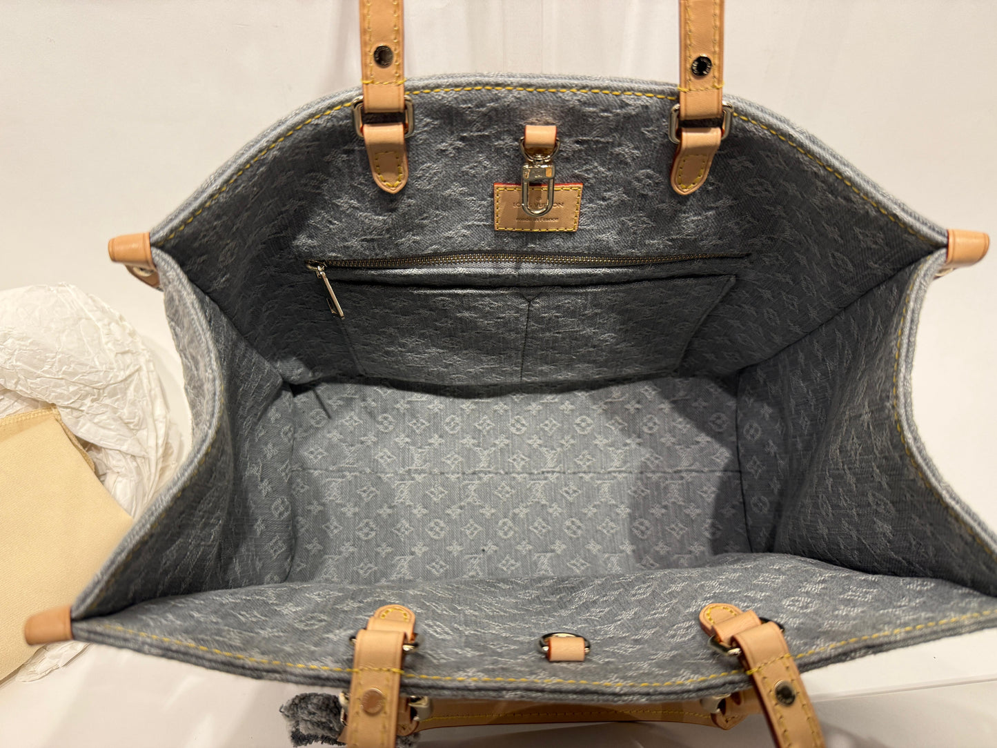 ONTheGo MM DENIM LOUIS VUITTON