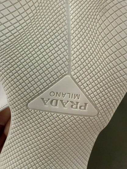DECOLLETE' SLINGBACK PRADA