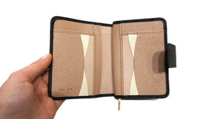 PORTAFOGLIO BIFOLD NERO PRADA