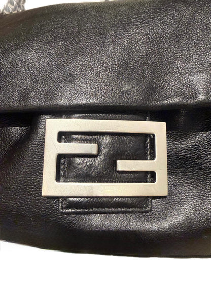 BAGUETTE LARGE FENDI