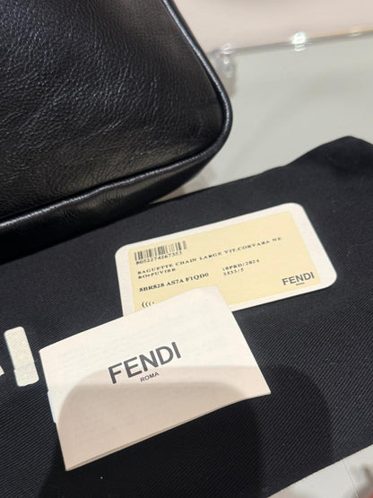 BAGUETTE LARGE FENDI