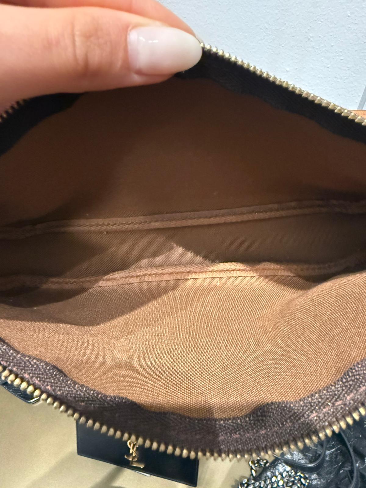 POCHETTE ACCESSOIRE LOUIS VUITTON